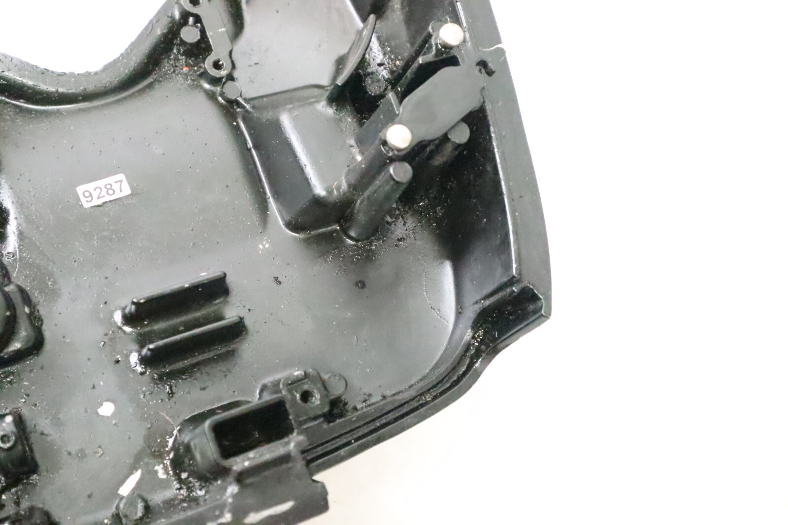 Mercury 30-40 HP 1999 2000 2001 Black Bottom Cowl 821511T1 - Image 3