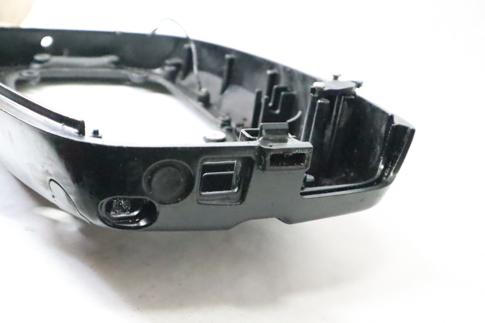 Mercury 30-40 HP 1999 2000 2001 Black Bottom Cowl 821511T1 - Image 7