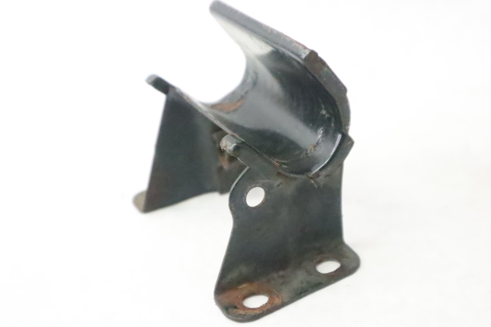 92-97 Suzuki VS800 Intruder 800 Petrol Gas Fuel Tank Mount Bracket Holder