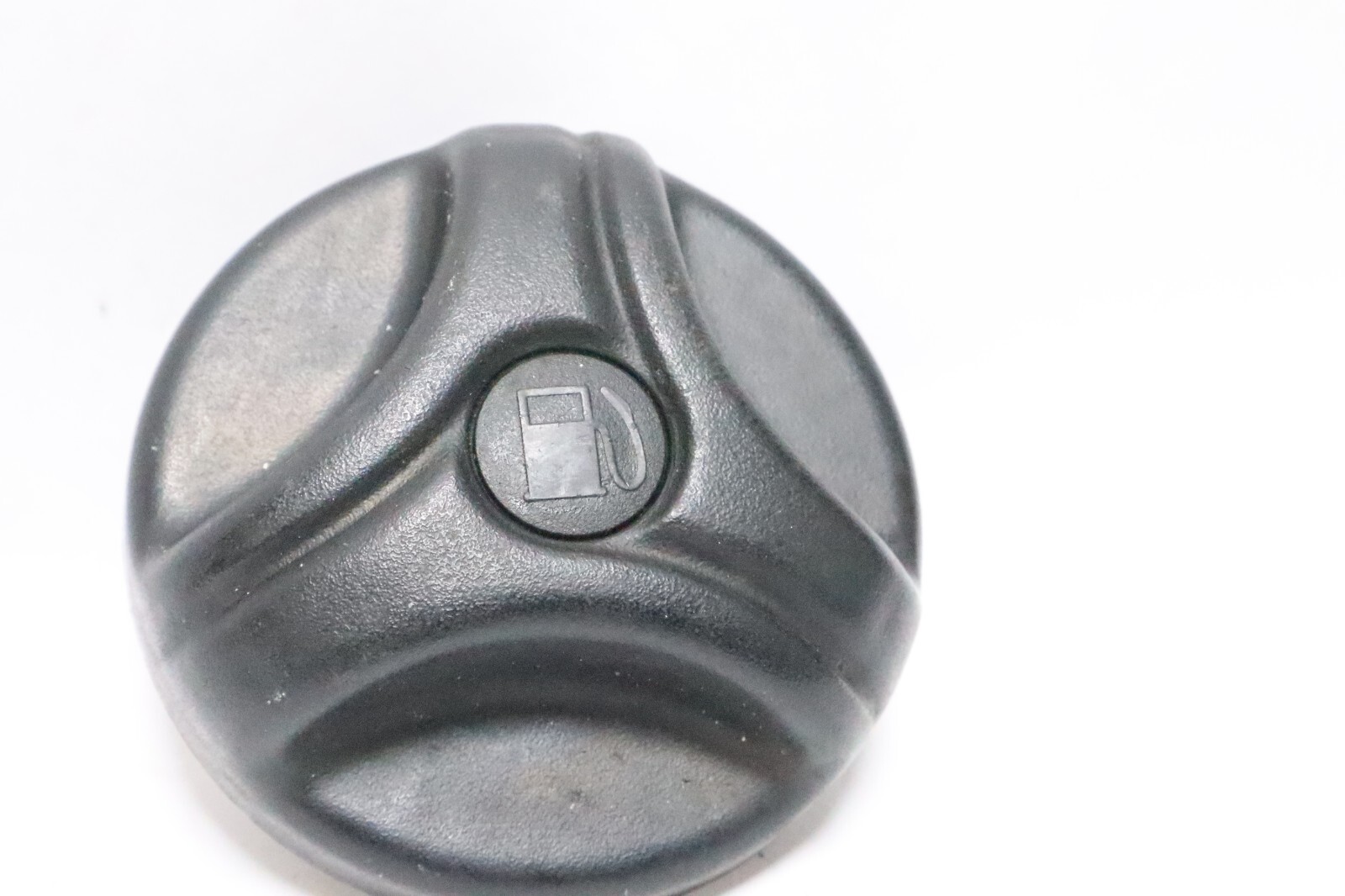 OEM SEA-DOO GAS FUEL CAP 275500132 - Image 4
