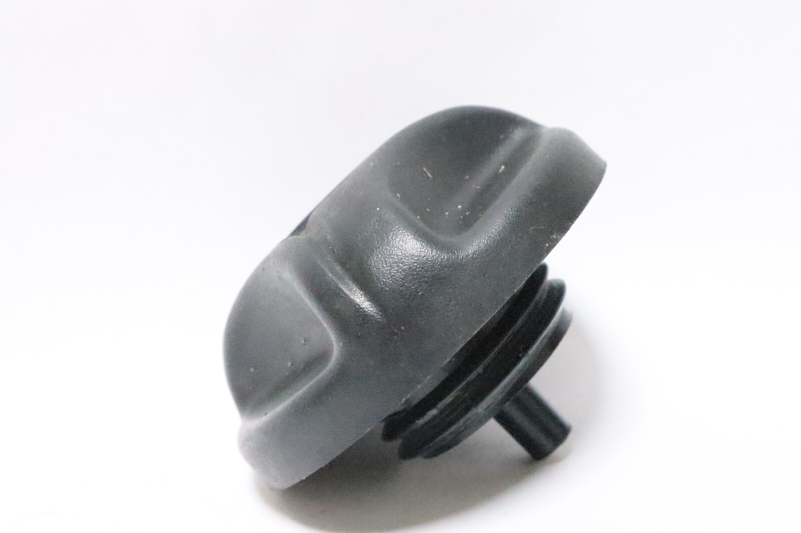 OEM SEA-DOO GAS FUEL CAP 275500132 - Image 9