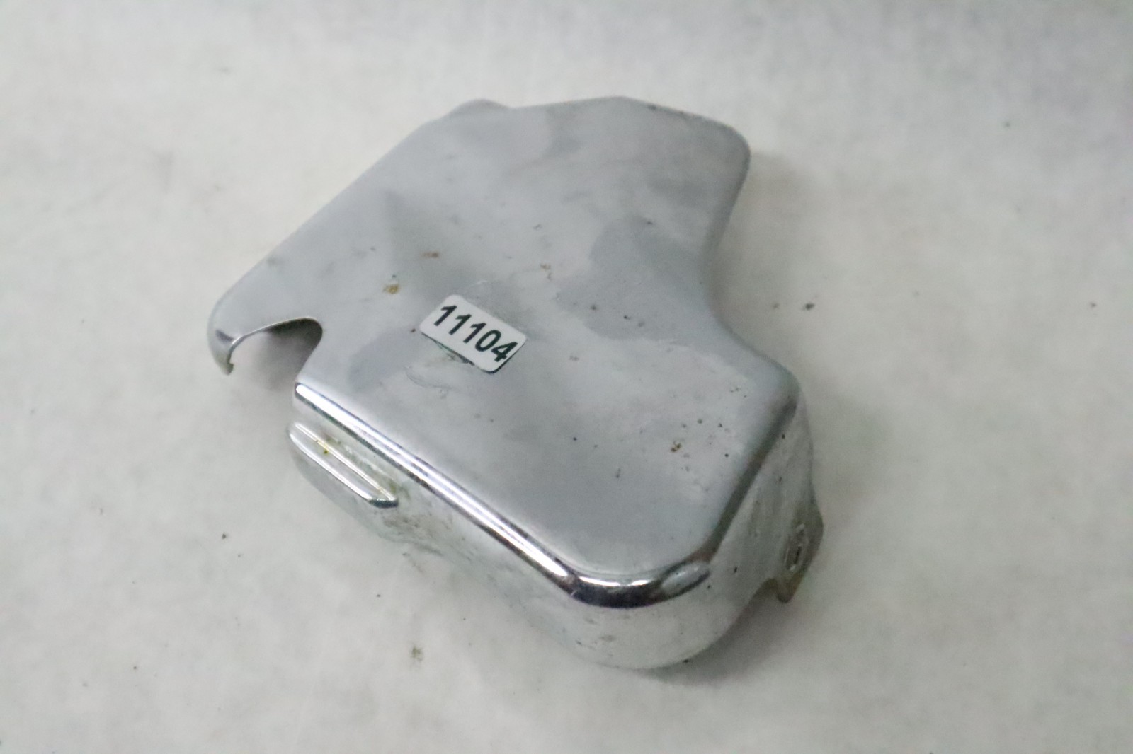 94-2002 Suzuki boulevard S50 VS800 intruder right side lower small cover - Image 2