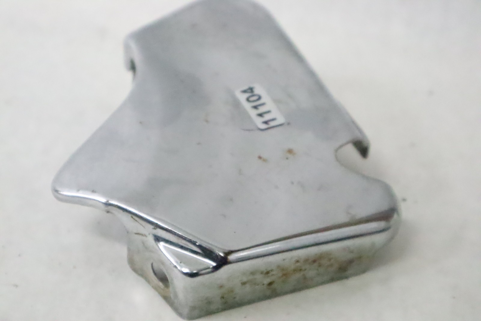 94-2002 Suzuki boulevard S50 VS800 intruder right side lower small cover - Image 4