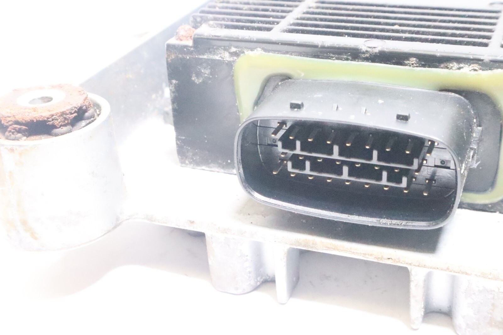 YAMAHA OUTBOARD INJECTOR DRIVER ASSY 68F-8591B-00-00 - Image 5