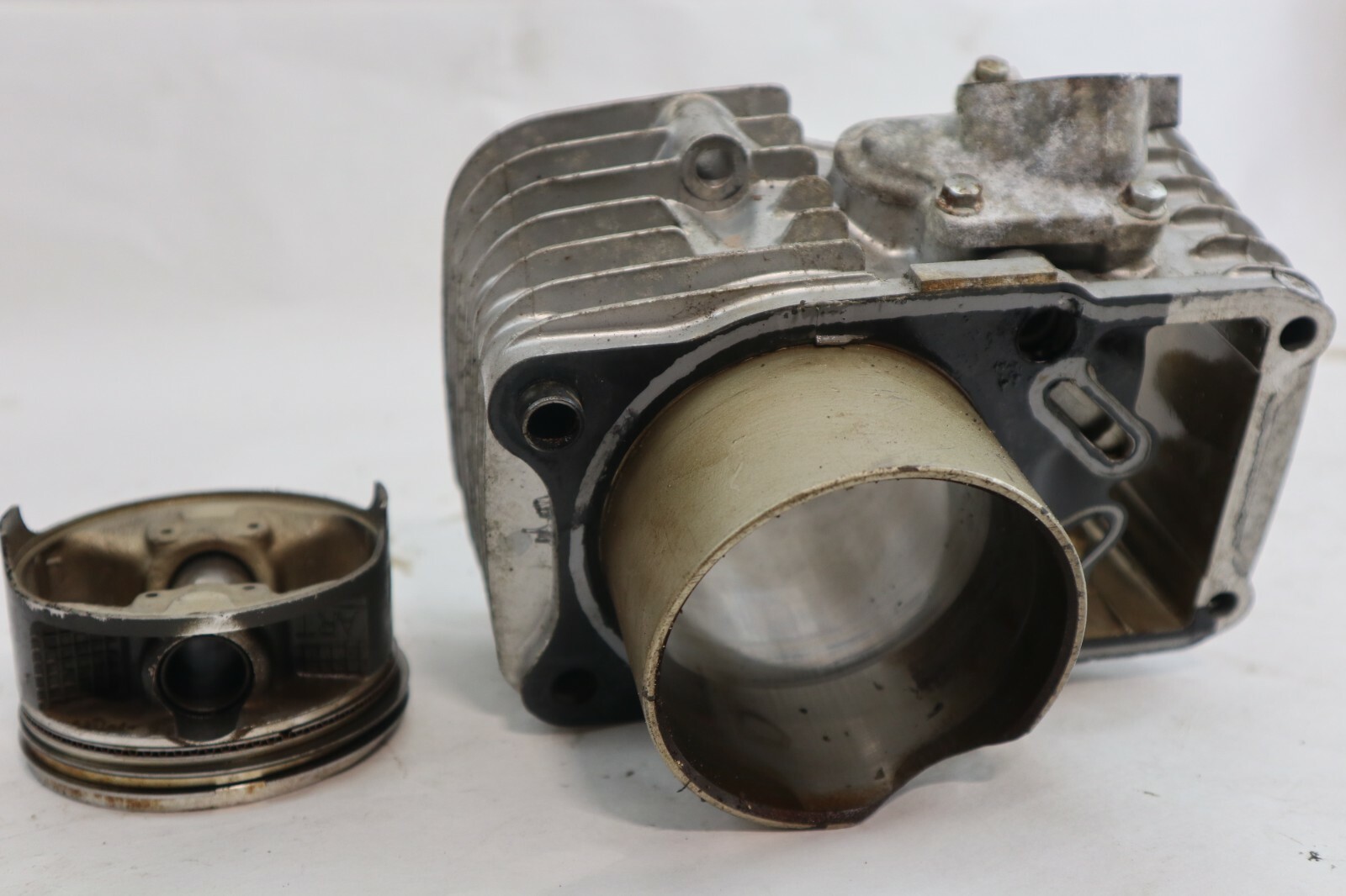 1995 92-99 Suzuki Intruder 800 VS800GL OEM Rear Cylinder Barrel Jug Piston Lot - Image 5