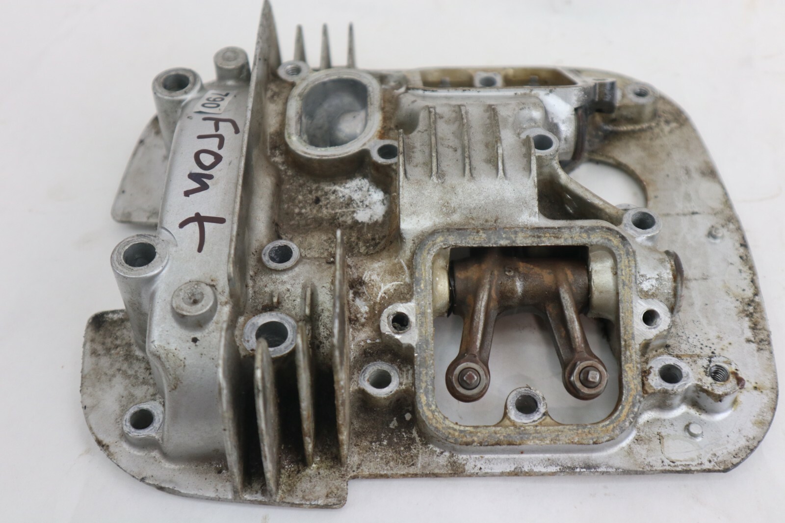 1995-2000 SUZUKI INTRUDER VS800 FRONT CYLINDER HEAD COVER ROCKER ARM ASSEMBLY