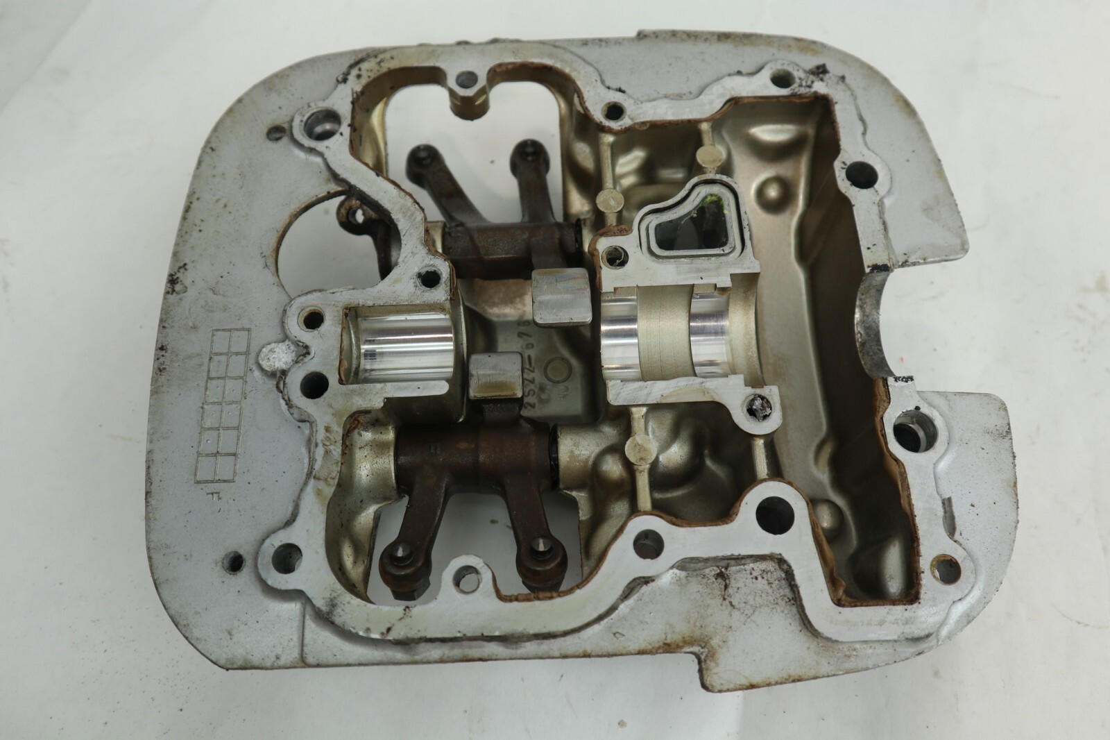 1995-2000 SUZUKI INTRUDER VS800 FRONT CYLINDER HEAD COVER ROCKER ARM ASSEMBLY - Image 5