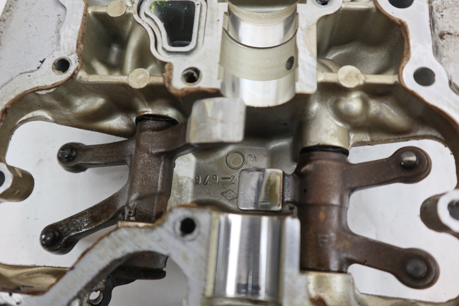 1995-2000 SUZUKI INTRUDER VS800 FRONT CYLINDER HEAD COVER ROCKER ARM ASSEMBLY - Image 7