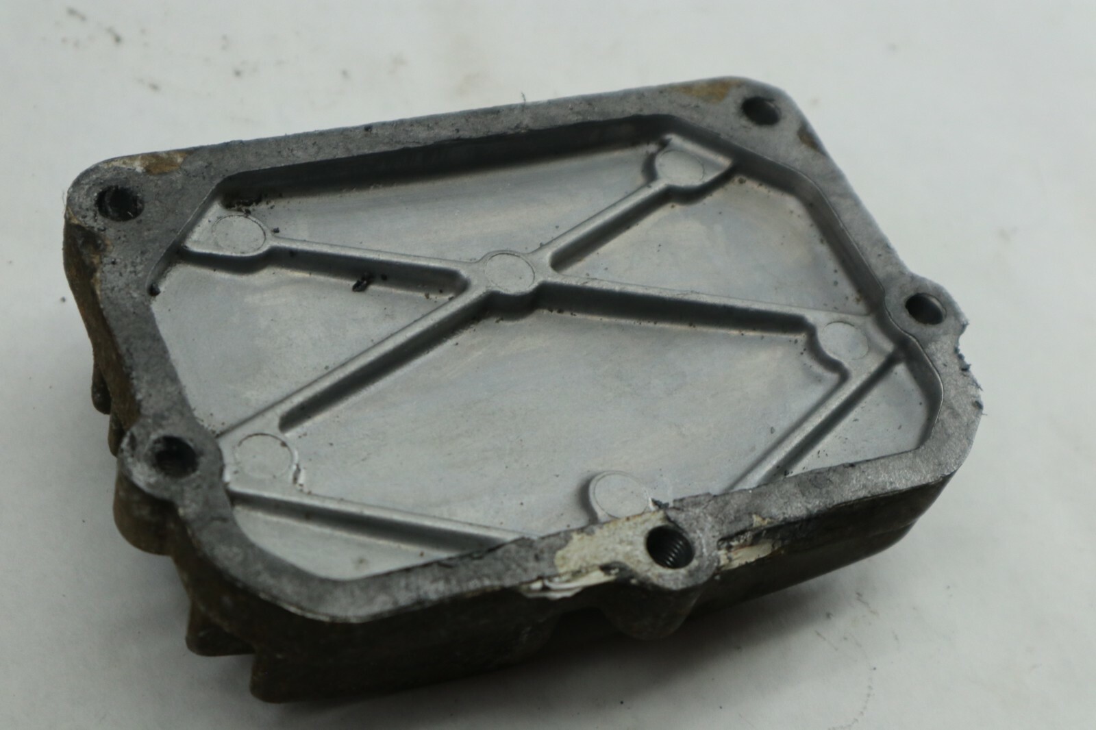 00 Polaris Sportsman 335 4x4 Outer Camshaft Cover - Image 7