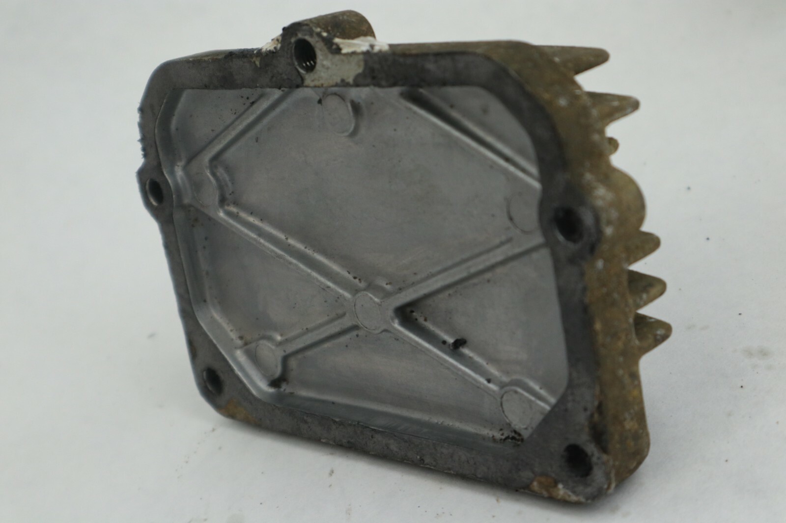 00 Polaris Sportsman 335 4x4 Outer Camshaft Cover - Image 9