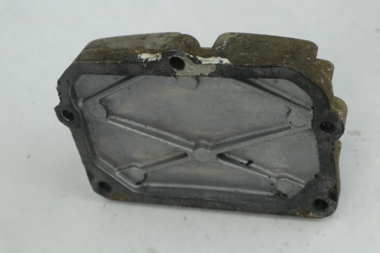 00 Polaris Sportsman 335 4x4 Outer Camshaft Cover - Image 10