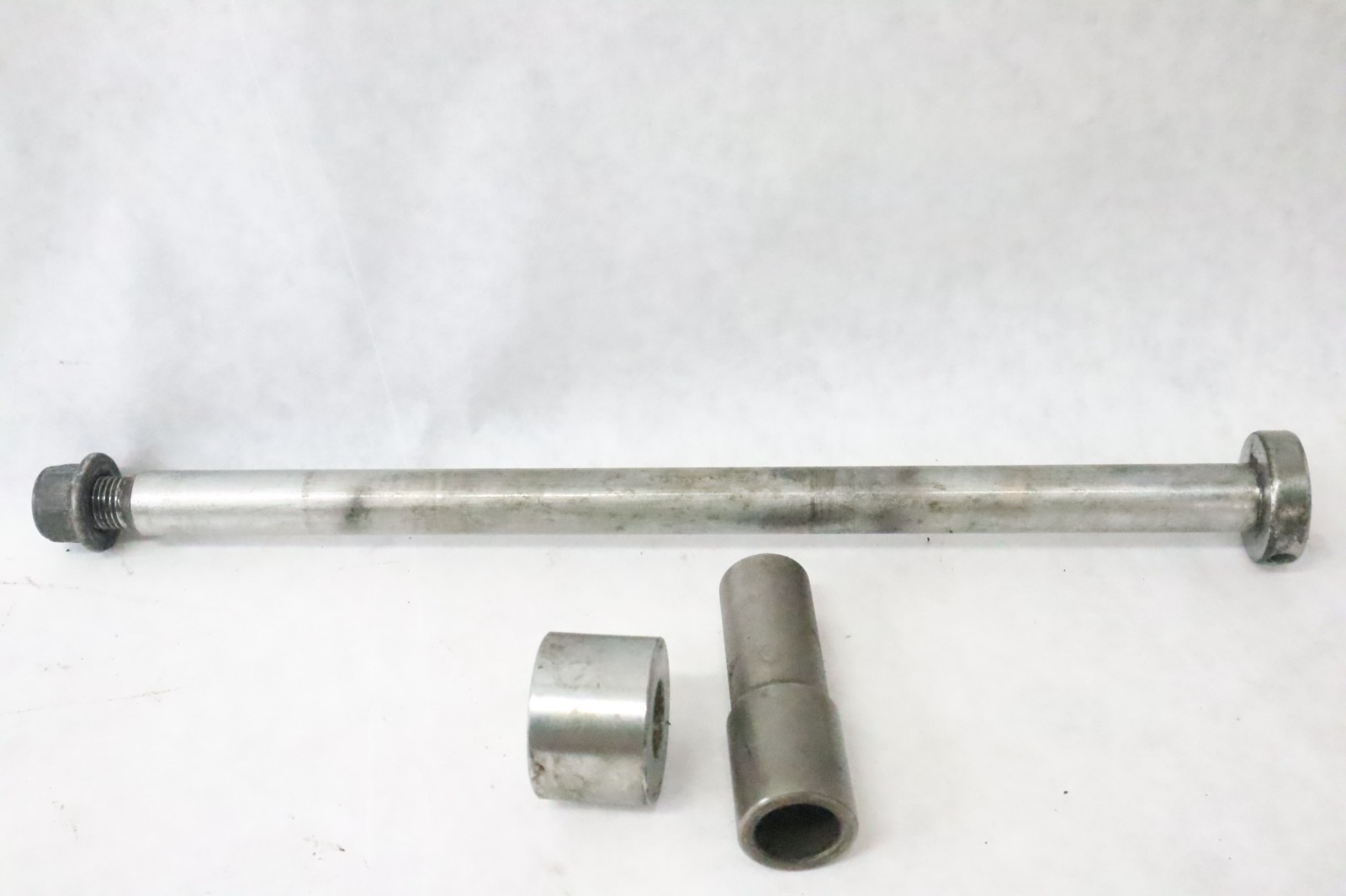 92-97 Suzuki VS800 Intruder 800 Rear Wheel Axle - Image 2