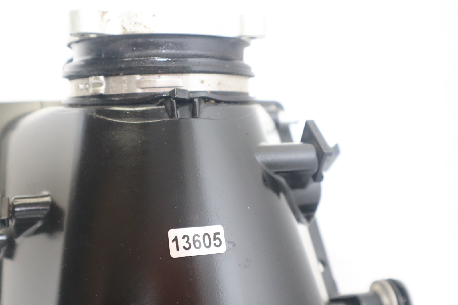 Evinrude 150 HP 2 Stroke ETEC G2 Plenum Intake Assembly PN 5010122 - Image 4