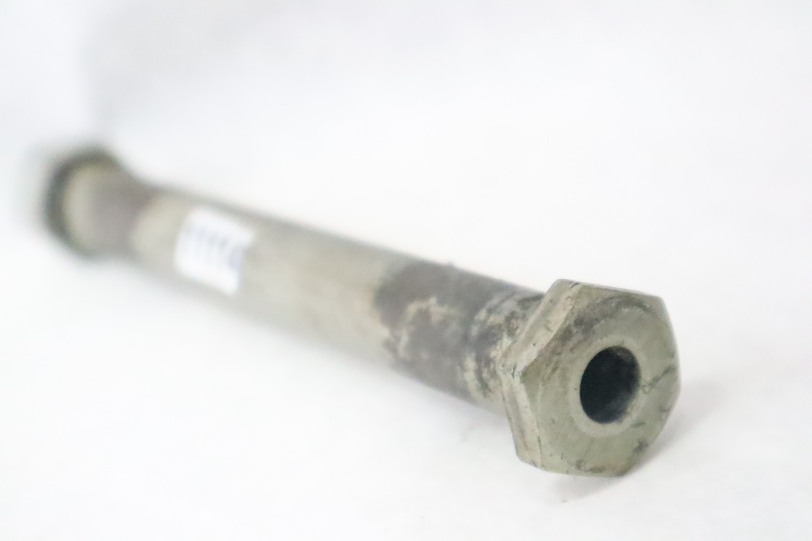 92-09 Suzuki Boulevard S50 VS800 swingarm pivot bolt 61211-38E00 - Image 4