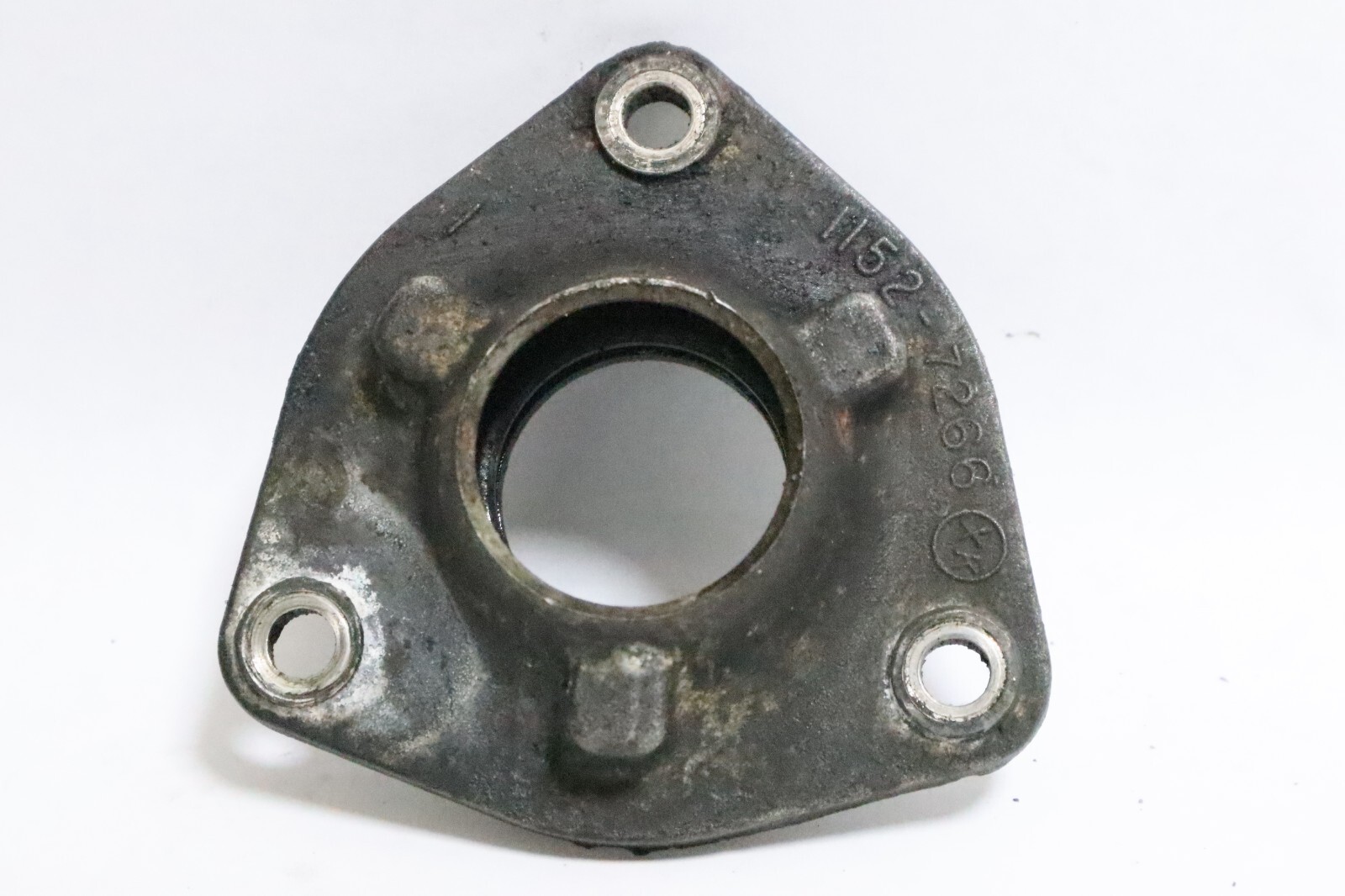 7267A1 1152-7266 Mercury 1972-1989 Lower End Cap Assembly 35 40 HP - Image 3
