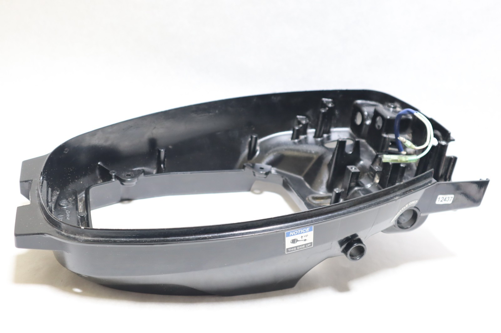 2189-853777T 07 Mercury F 9.9 hp 4S Outboard bottom cowl - Image 2