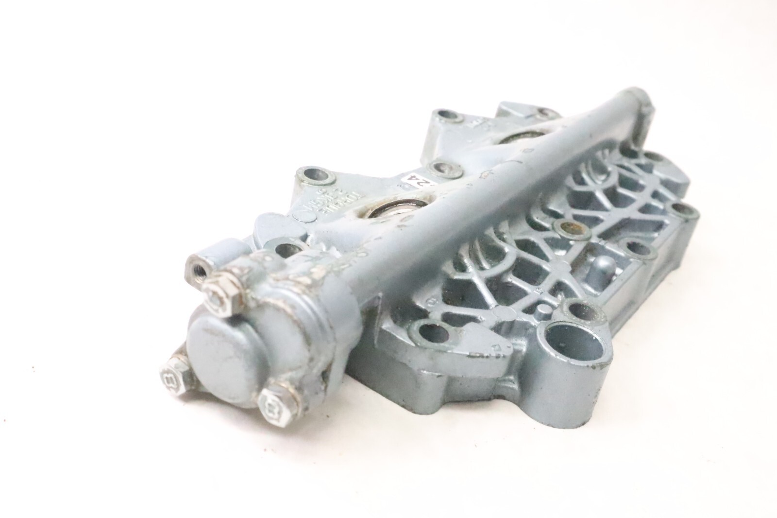1990-97 Yamaha 25 hp 695-11111-01-94 Head, cylinder 1 Genuine OEM Part - Image 6