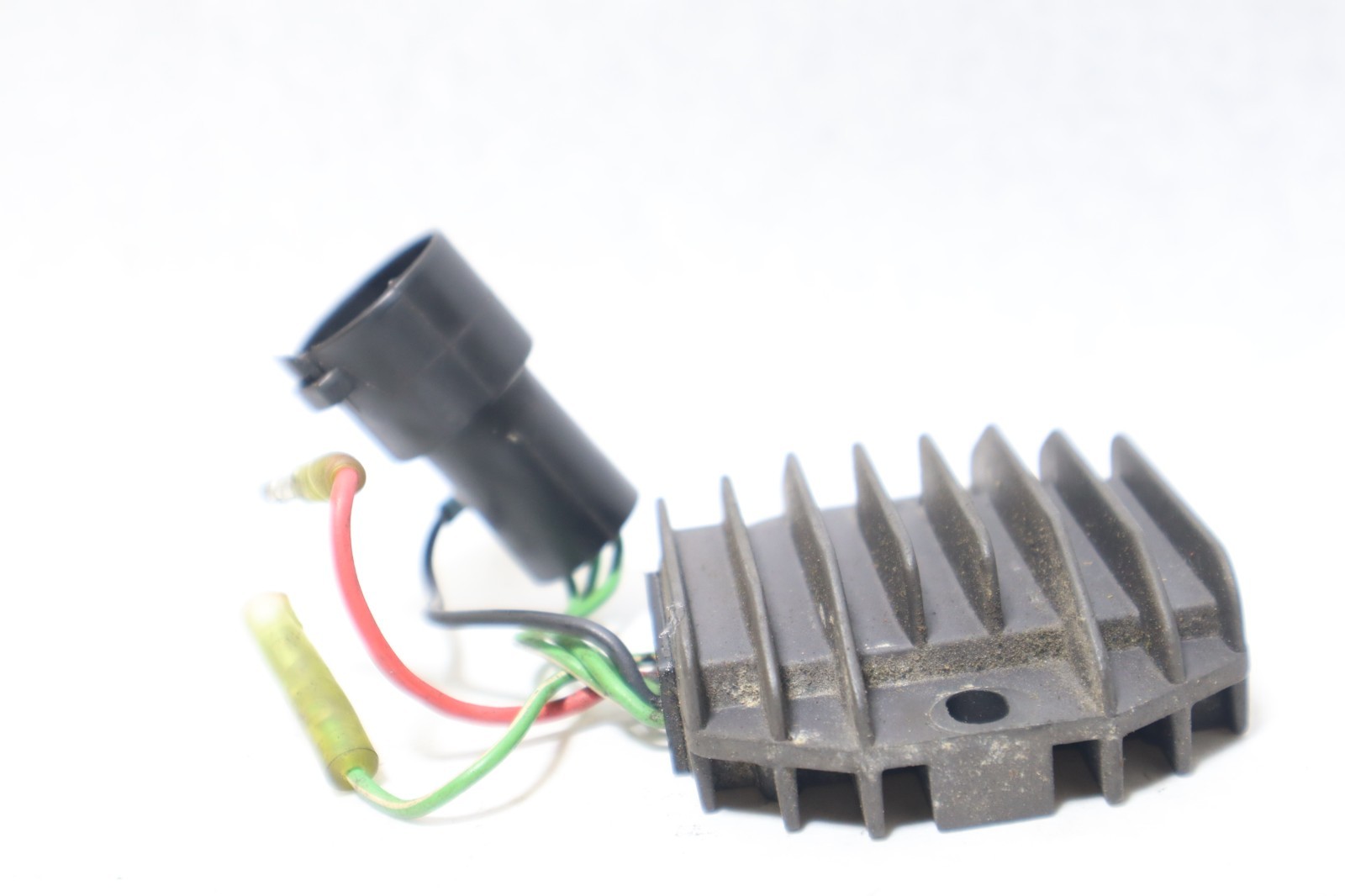 Mercury Outboard 2000 50HP Voltage Regulator 825076 , SH640C-13 - Image 5
