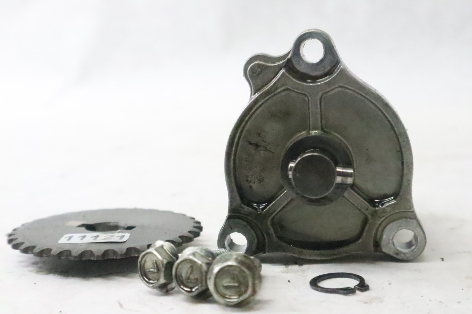 1995 99-04 Suzuki VS800 VS800GLP Intruder OEM Oil Pump Engine - Image 4