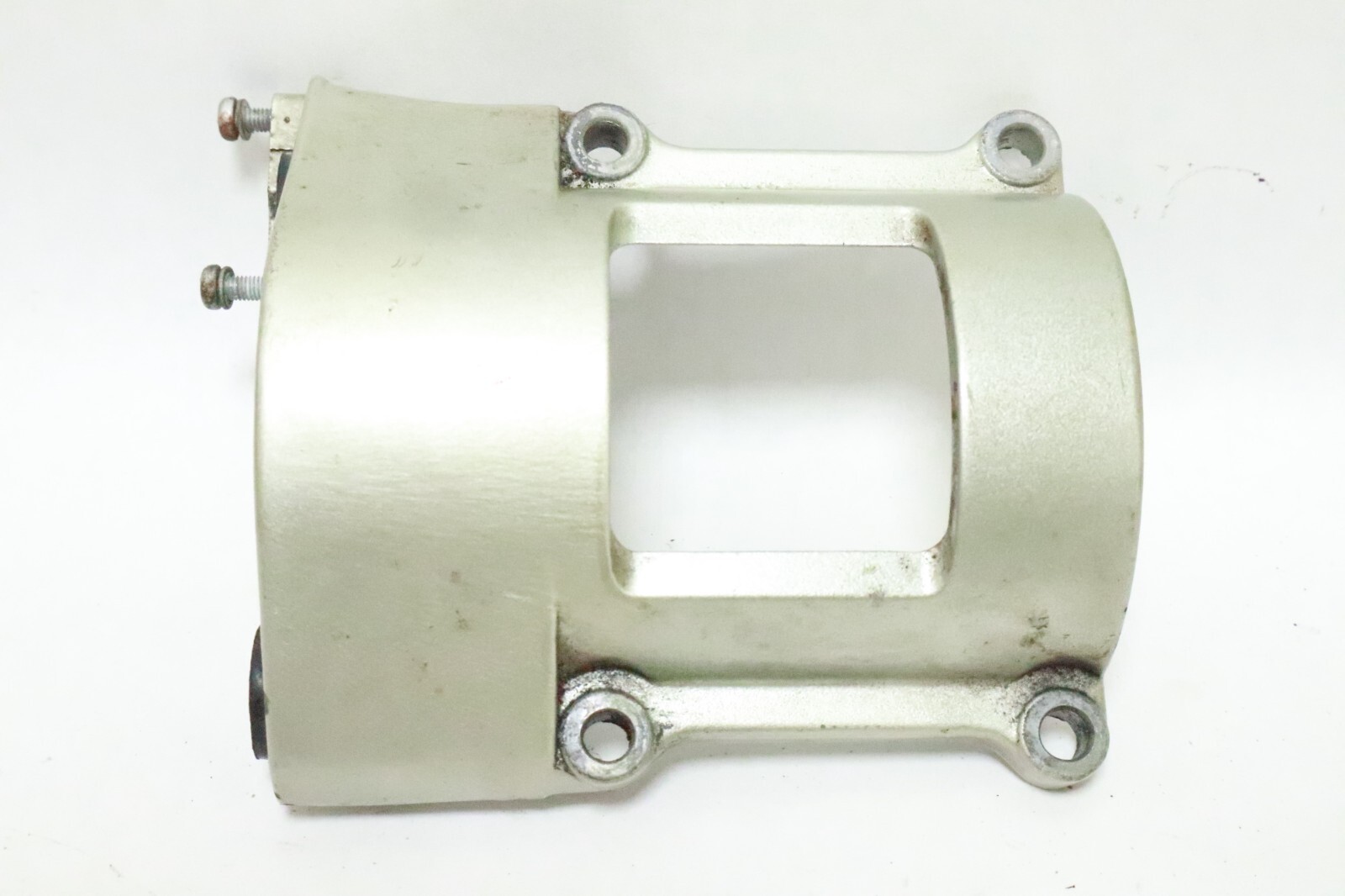 Suzuki Outboard DT200 DT150 DT 150 200 Starter Motor Bracket - Image 4
