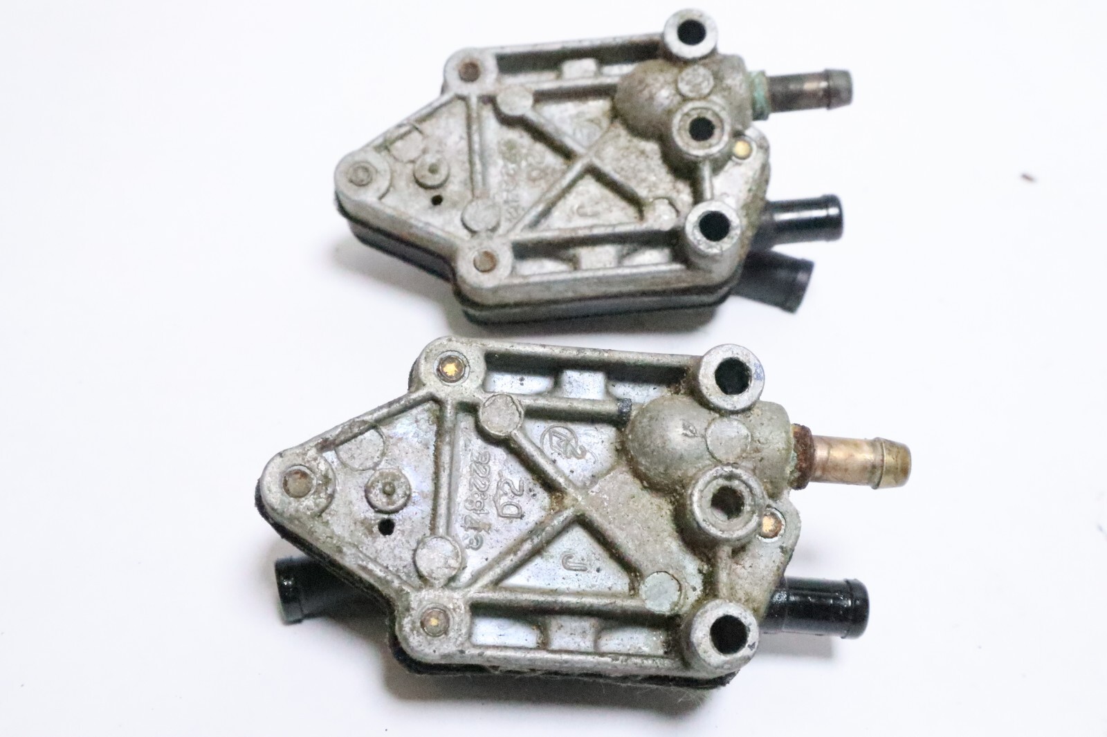 2 lower & upper FUEL PUMP JOHNSON EVINRUDE OMC 0388555 0383765 0382872 0389440 - Image 10