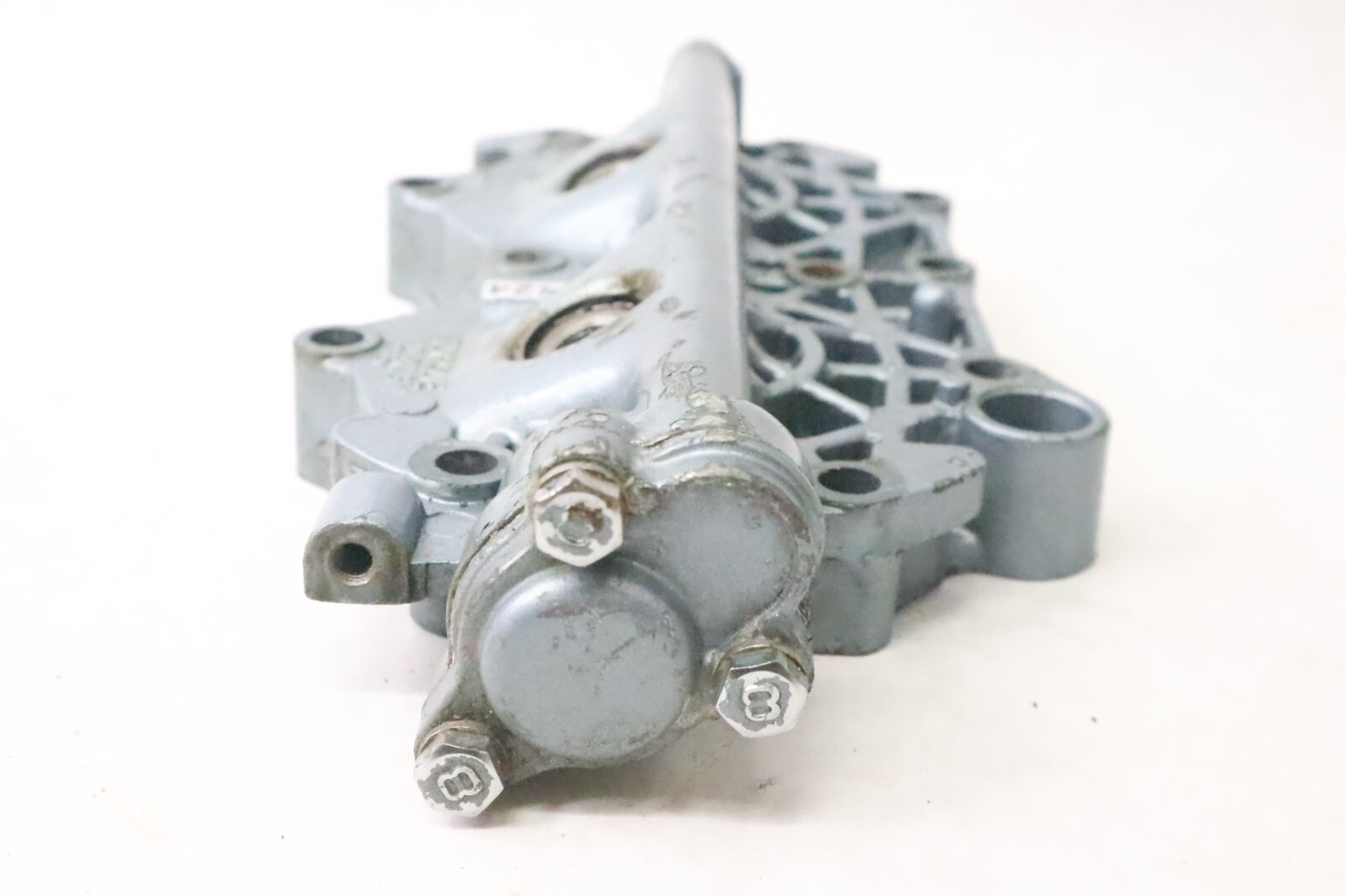 1990-97 Yamaha 25 hp 695-11111-01-94 Head, cylinder 1 Genuine OEM Part - Image 7