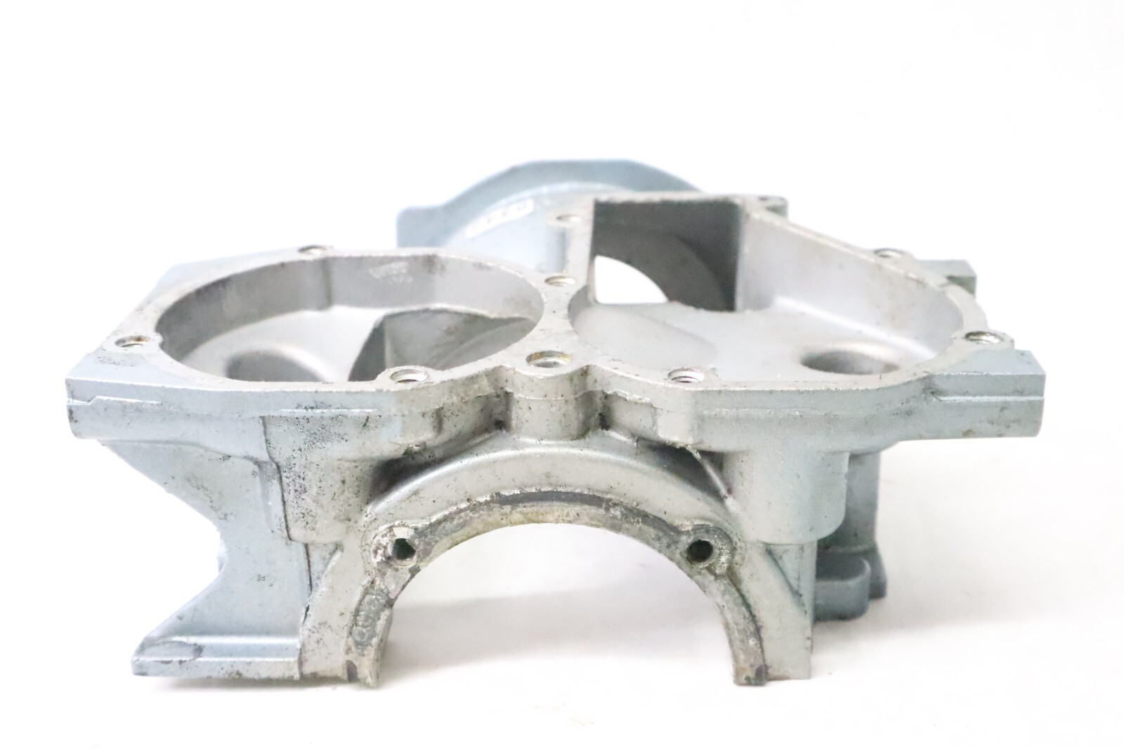 1990-1997 YAMAHA 25 hp OUTBOARD intake side of crankcase 695-15100-02-94 - Image 7