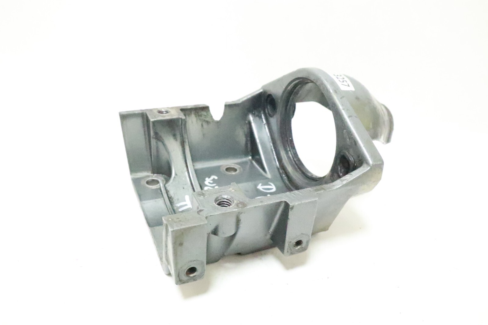 31911-94620-0ED Suzuki 1986-2001 Starting Motor Bracket 115 140 HP - Image 6