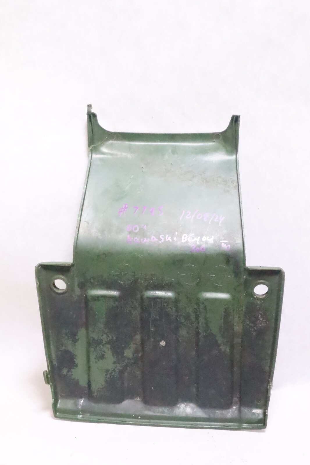2000-04 KAWASAKI BAYOU 300 KLF300C 4X4 Center Front Fender Cover - Image 10