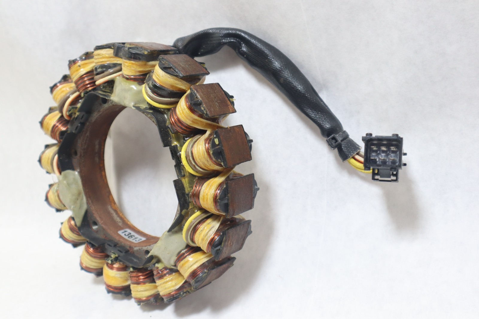 2013-2017 G2 Evinrude E-Tec 150 HP V6 Outboard Motor STATOR ASSEMBLY 587245 - Image 4