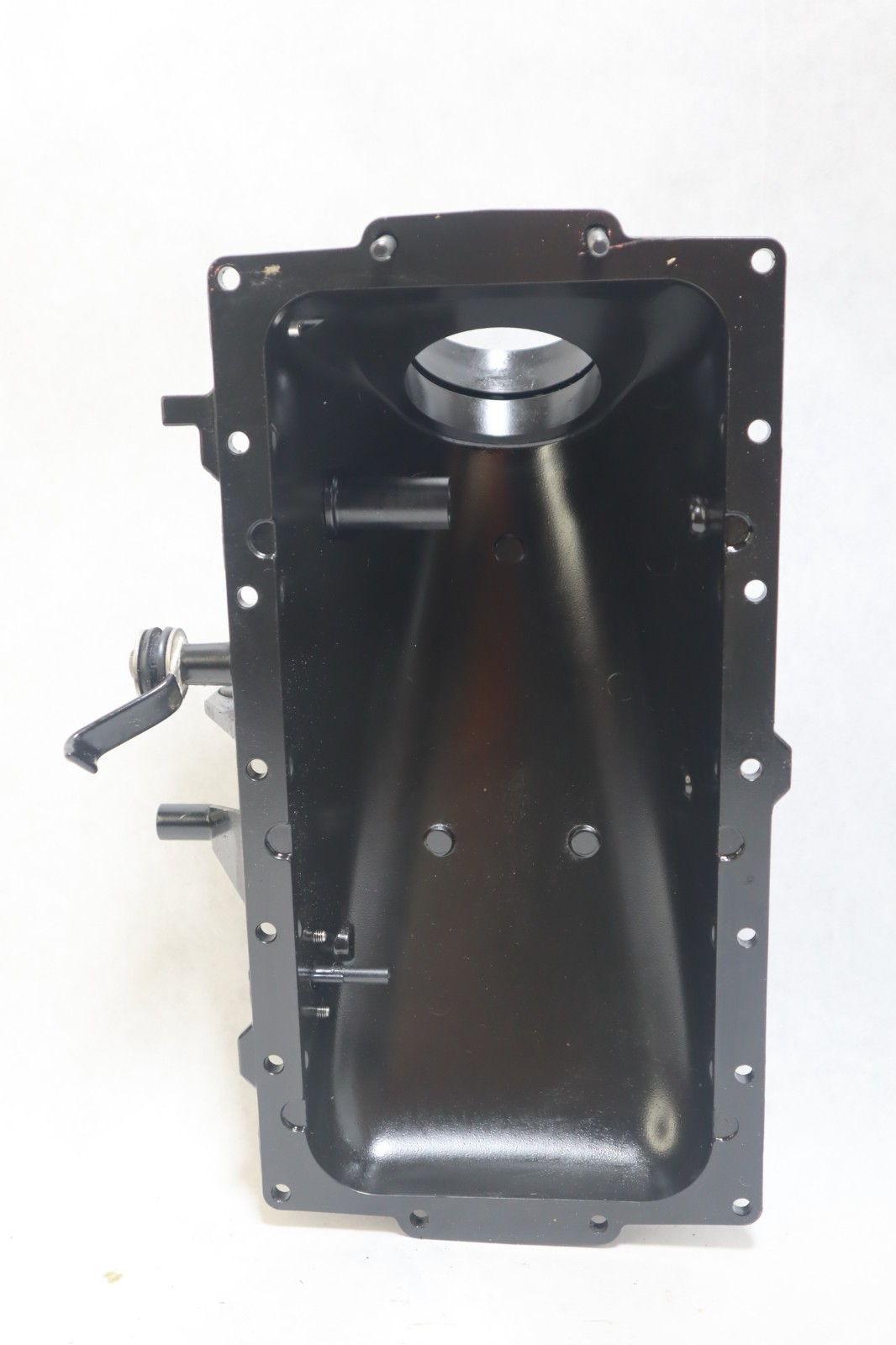 Evinrude 150 HP 2 Stroke ETEC G2 Plenum Intake Assembly PN 5010122 - Image 9