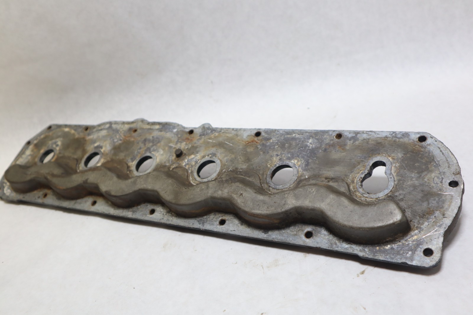 78-88 MERCURY & MARINER 90 115 140 INLINE 6 OEM CYLINDER BLOCK COVER PLATE - Image 9