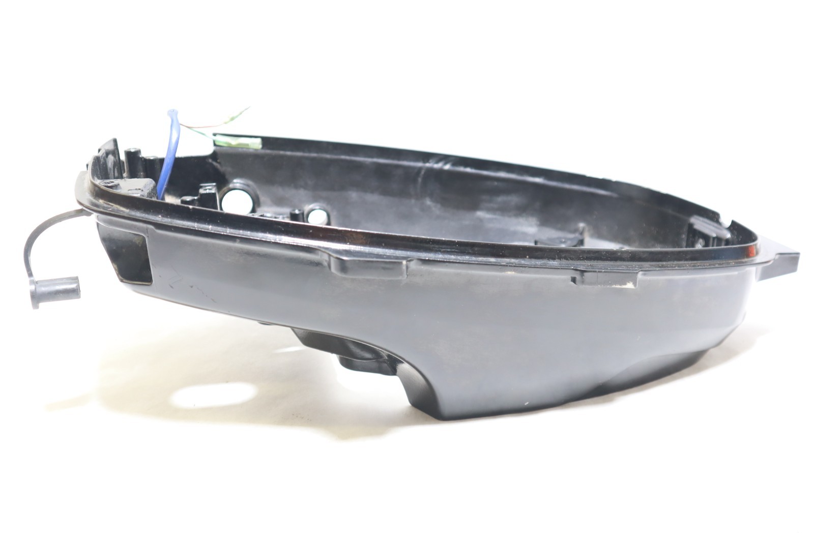 2189-853777T 07 Mercury F 9.9 hp 4S Outboard bottom cowl - Image 7