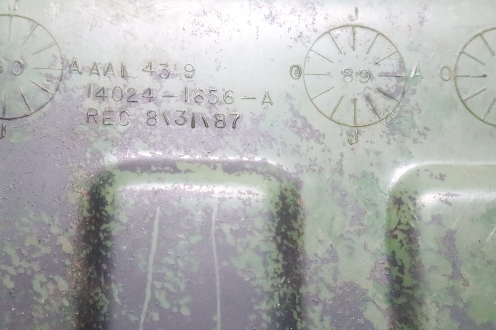 2000-04 KAWASAKI BAYOU 300 KLF300C 4X4 Center Front Fender Cover - Image 11