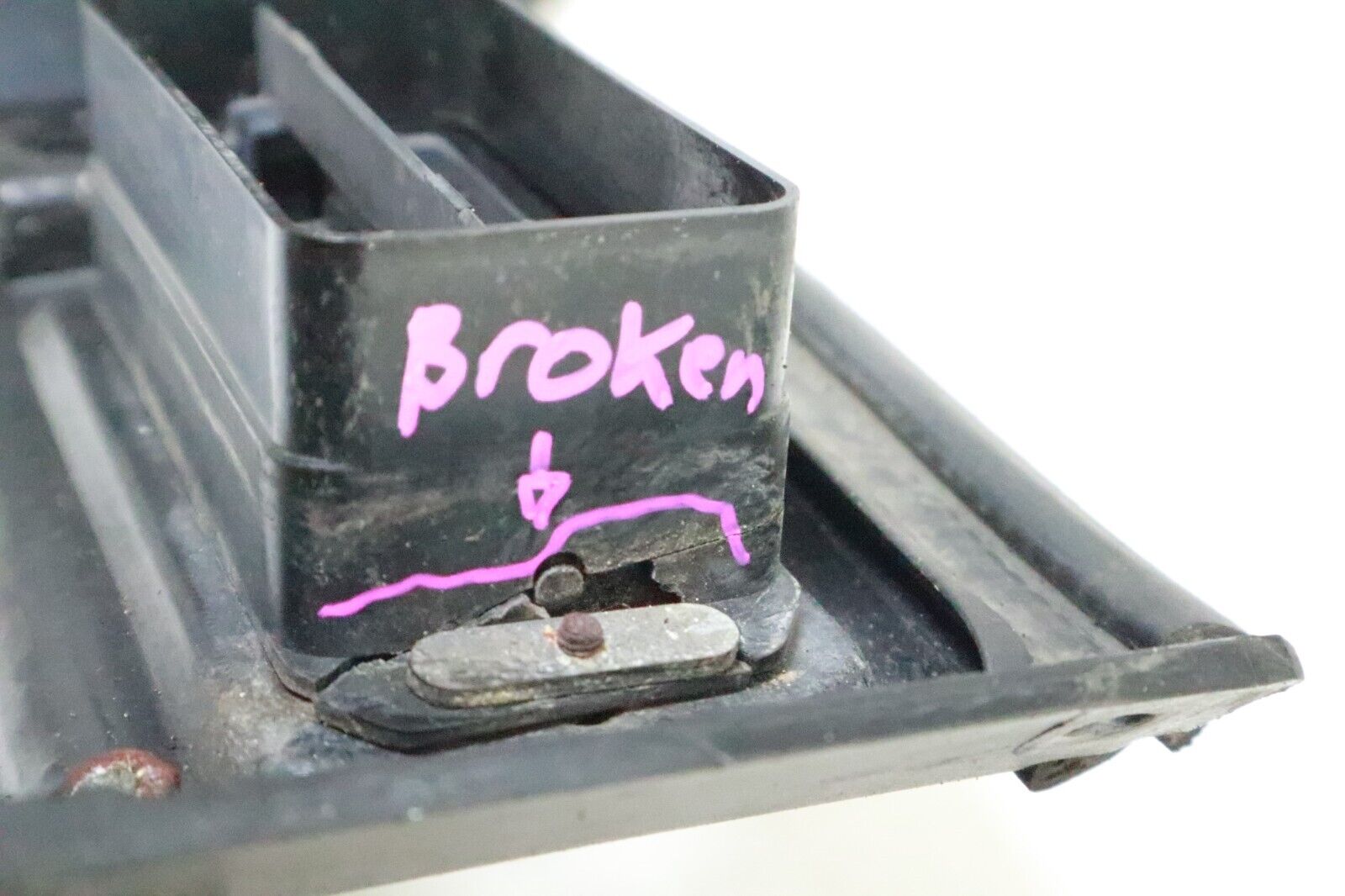 OEM Kawasaki Motorcycle RIGHT Inner Cowling 1986-2000 Voyager 1200 55028-1109 USED - Image 9