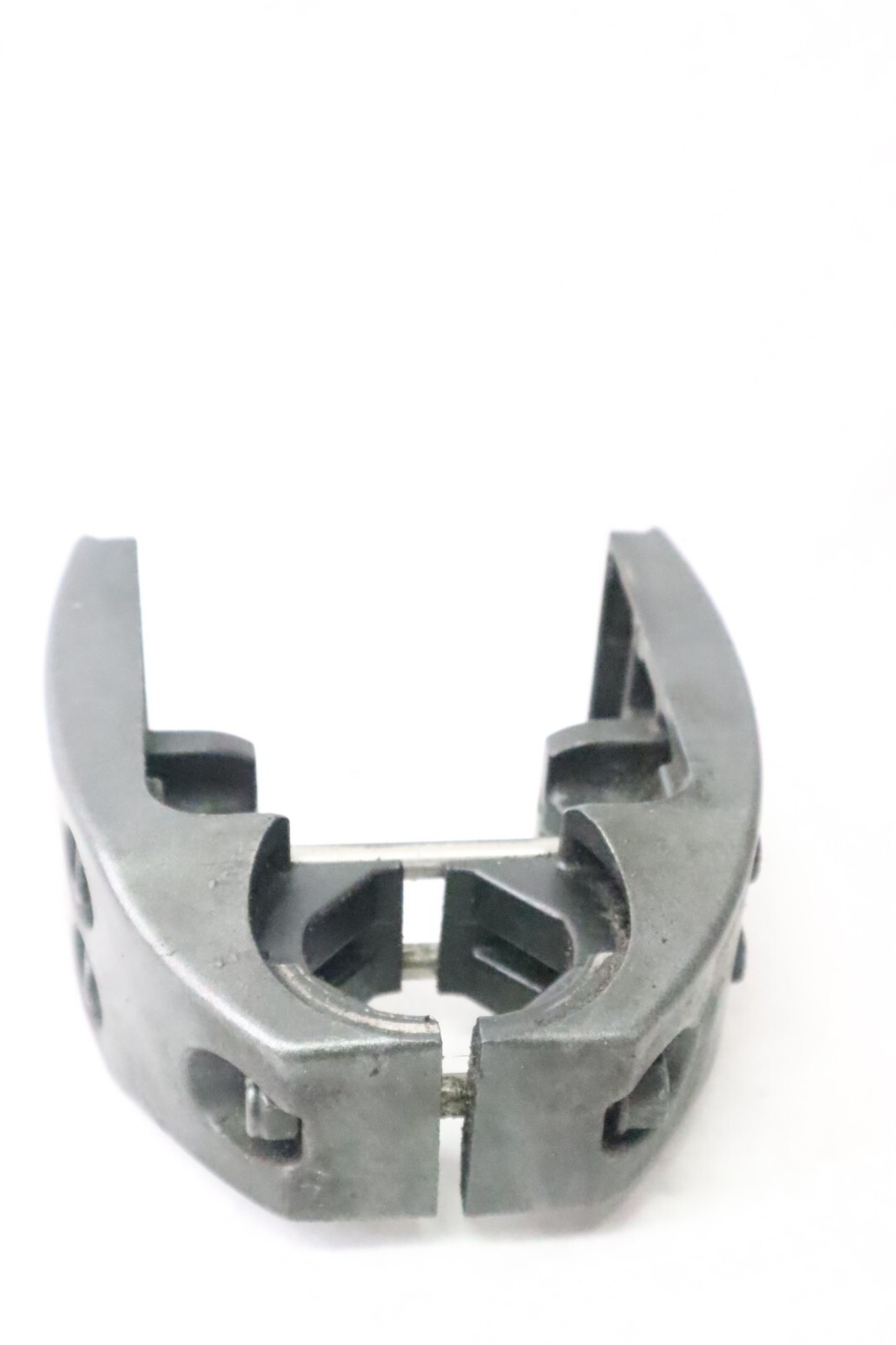 LOWER ENGINE MOUNT SET MERCURY TRACKER FORCE 40-50 HP 2 STROKE 8217812 - Image 9