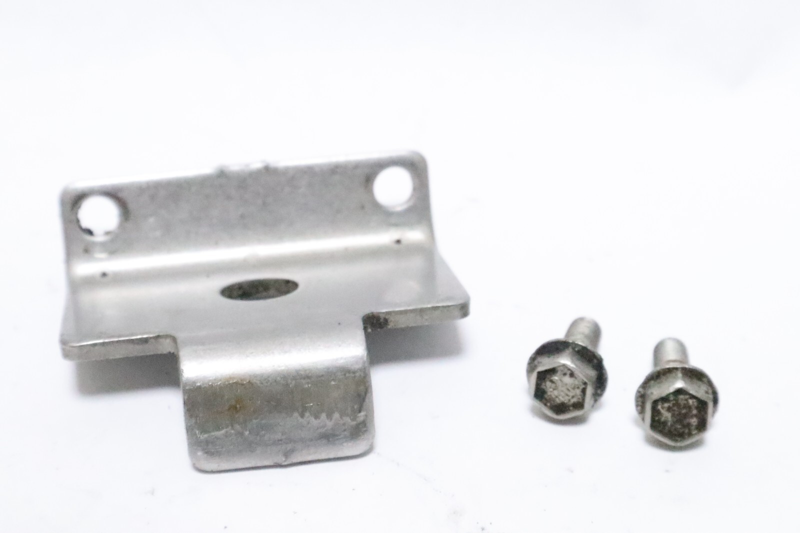 Force Outboard Front Cowl Latch Retainer F663480-1 - Image 8