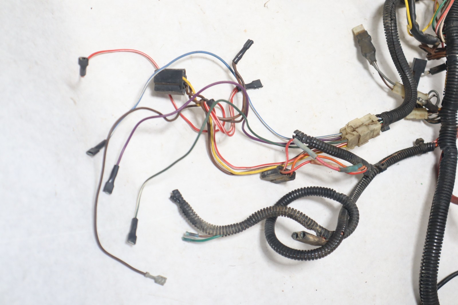 1999 Polaris Sportsman 500 Oem Main Wiring Harness 2460661 has cuts - Image 5
