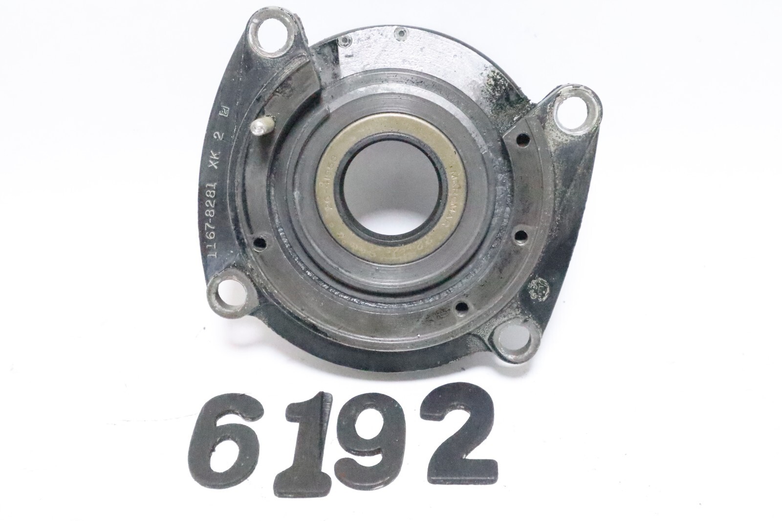 Mercury Outboard Block Upper End Cap 1151-4732A1 8277A1 with 1167-8281 - Image 2