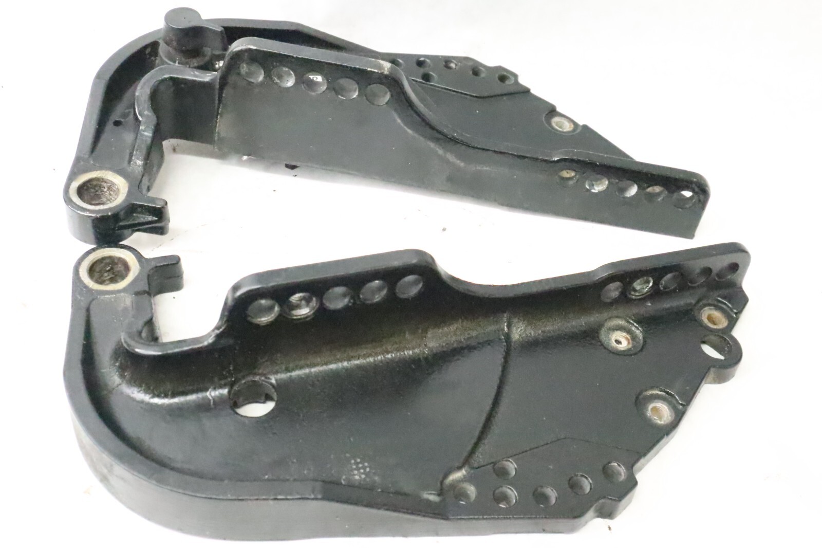 Mercury 60 HP 2 Stroke Clamp Bracket Set 822868A1 , 822867F1 3418-822866 - Image 6