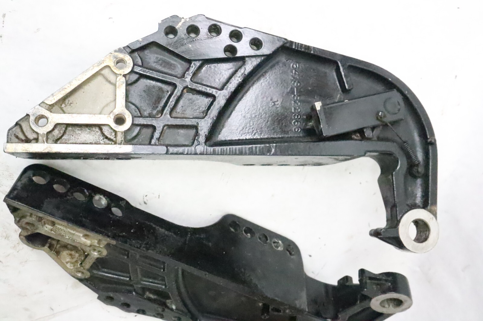 Mercury 60 HP 2 Stroke Clamp Bracket Set 822868A1 , 822867F1 3418-822866 - Image 10