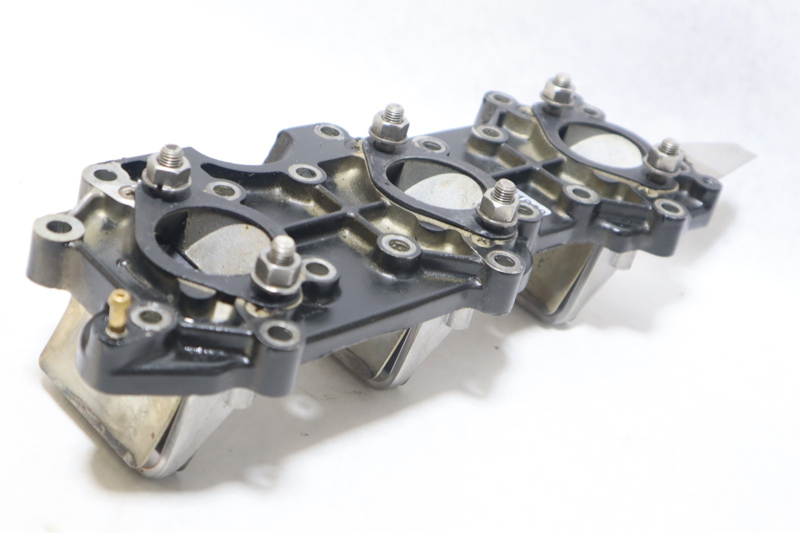 Evinrude Johnson 60 hp - 75hp OMC Intake Manifold Leaf Plate 0386662 0389731
