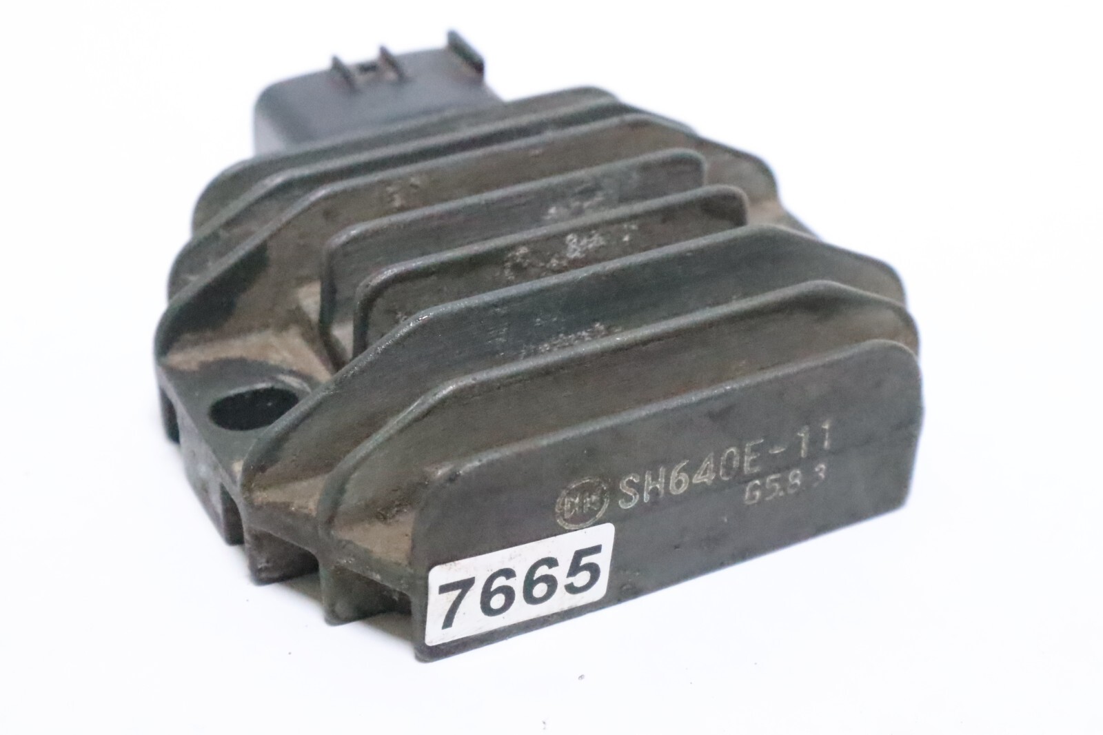 01-05 2001 Raptor 660 660R big bear bruin Regulator Rectifier 5GT-81960-00-00 - Image 2
