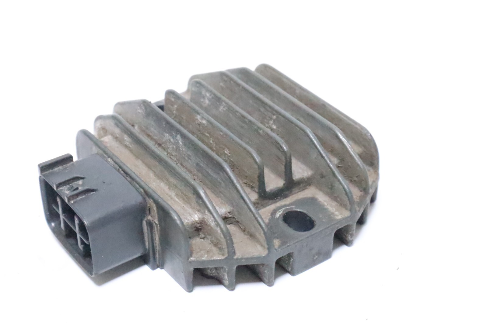 01-05 2001 Raptor 660 660R big bear bruin Regulator Rectifier 5GT-81960-00-00 - Image 8