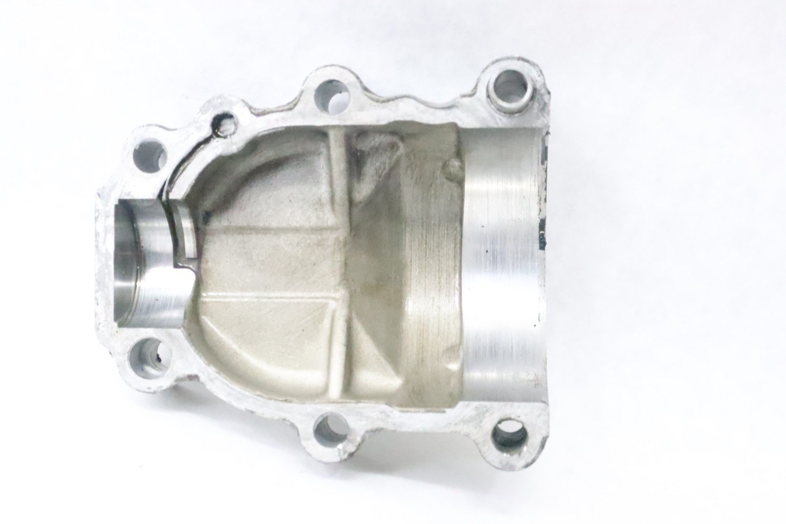 1992 - 2004 Suzuki VS800 VS 800 Secondary Drive Gear Cover - Image 6