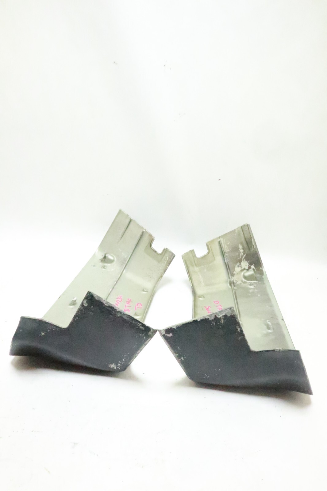 SUZUKI DT140, ENGINE HOLDER COVER (SET), 61141-94503-02M, 61131-94502-02M - Image 11