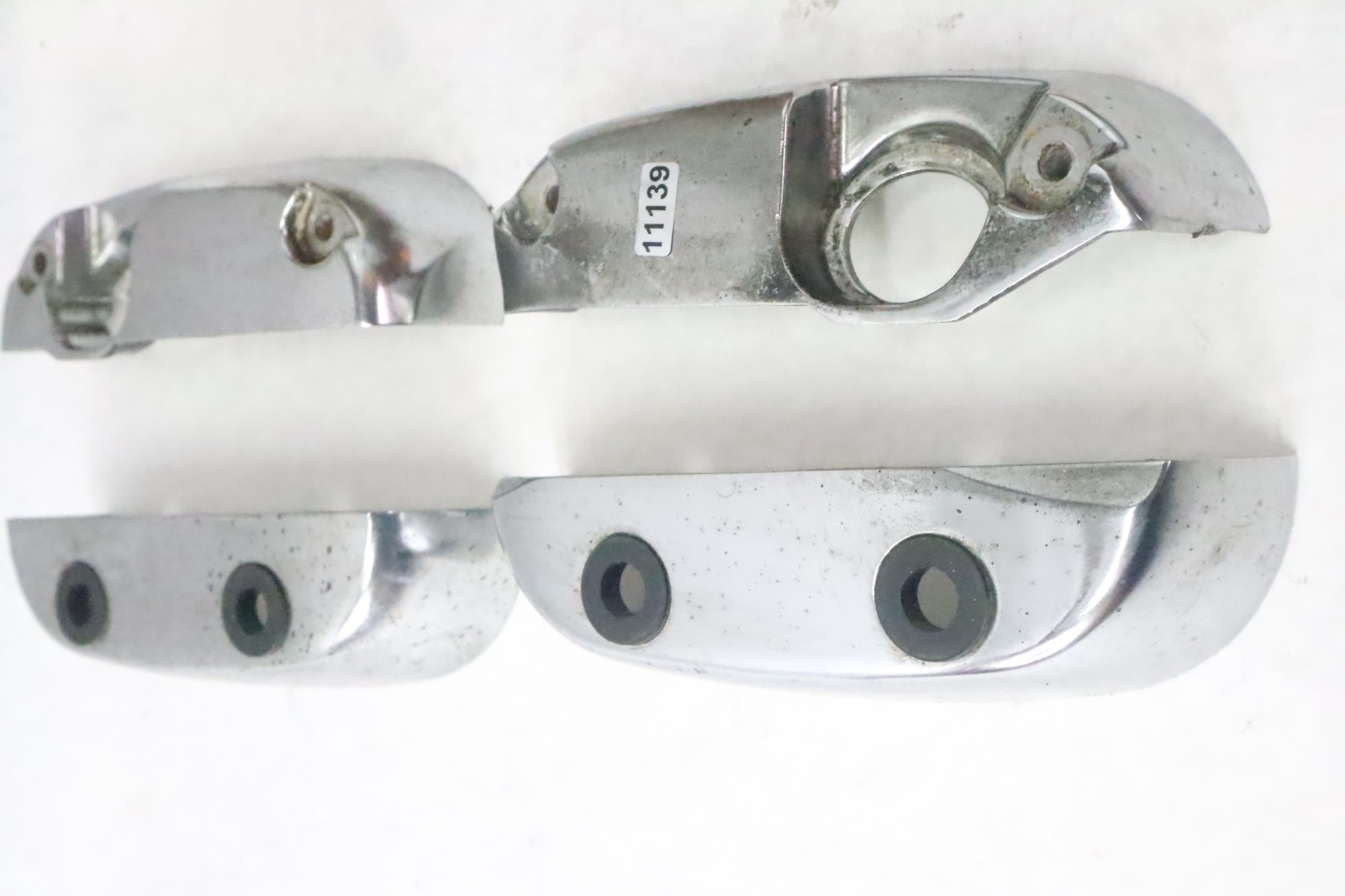 1995 Suzuki intruder VS800 intruder front rear engine valve cover trim - Image 4