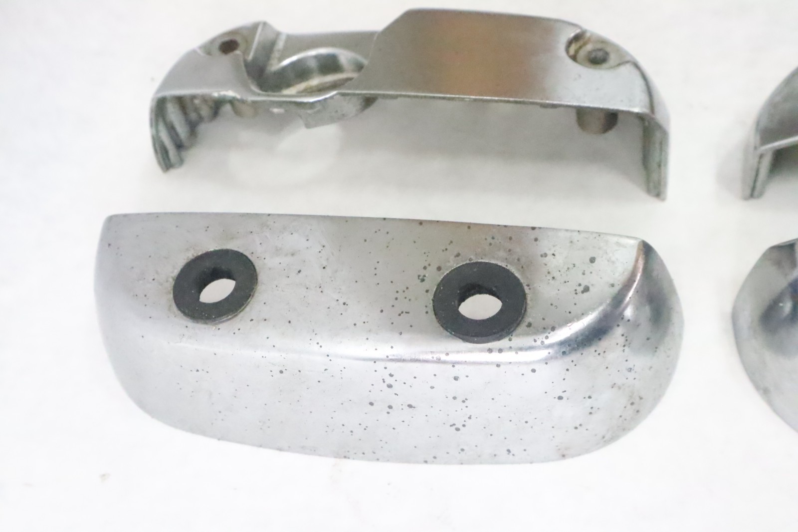 1995 Suzuki intruder VS800 intruder front rear engine valve cover trim - Image 5