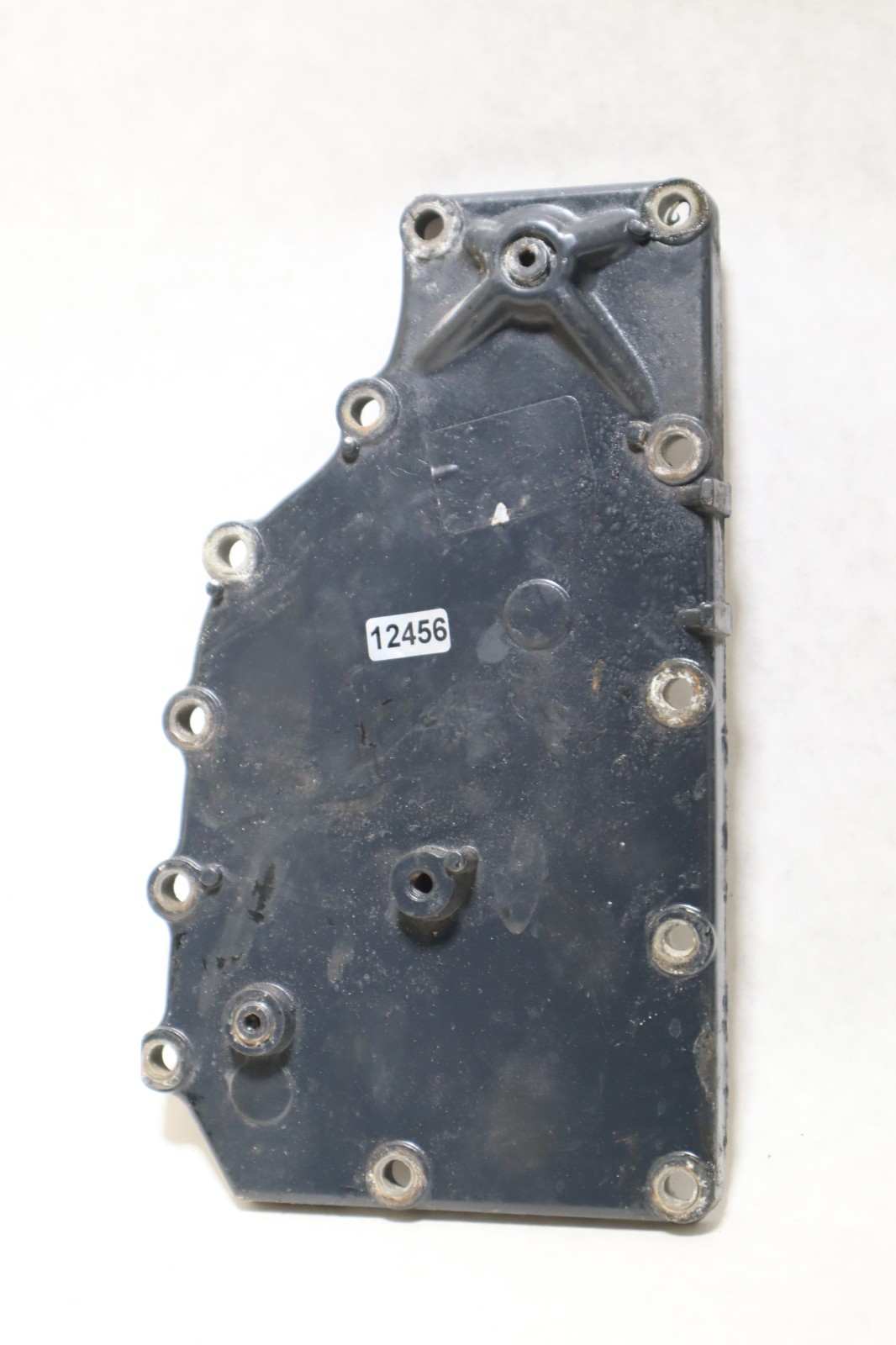 JOHNSON EVINRUDE 40 48 50 HP WATER PASSAGE COVER 433561 - Image 2