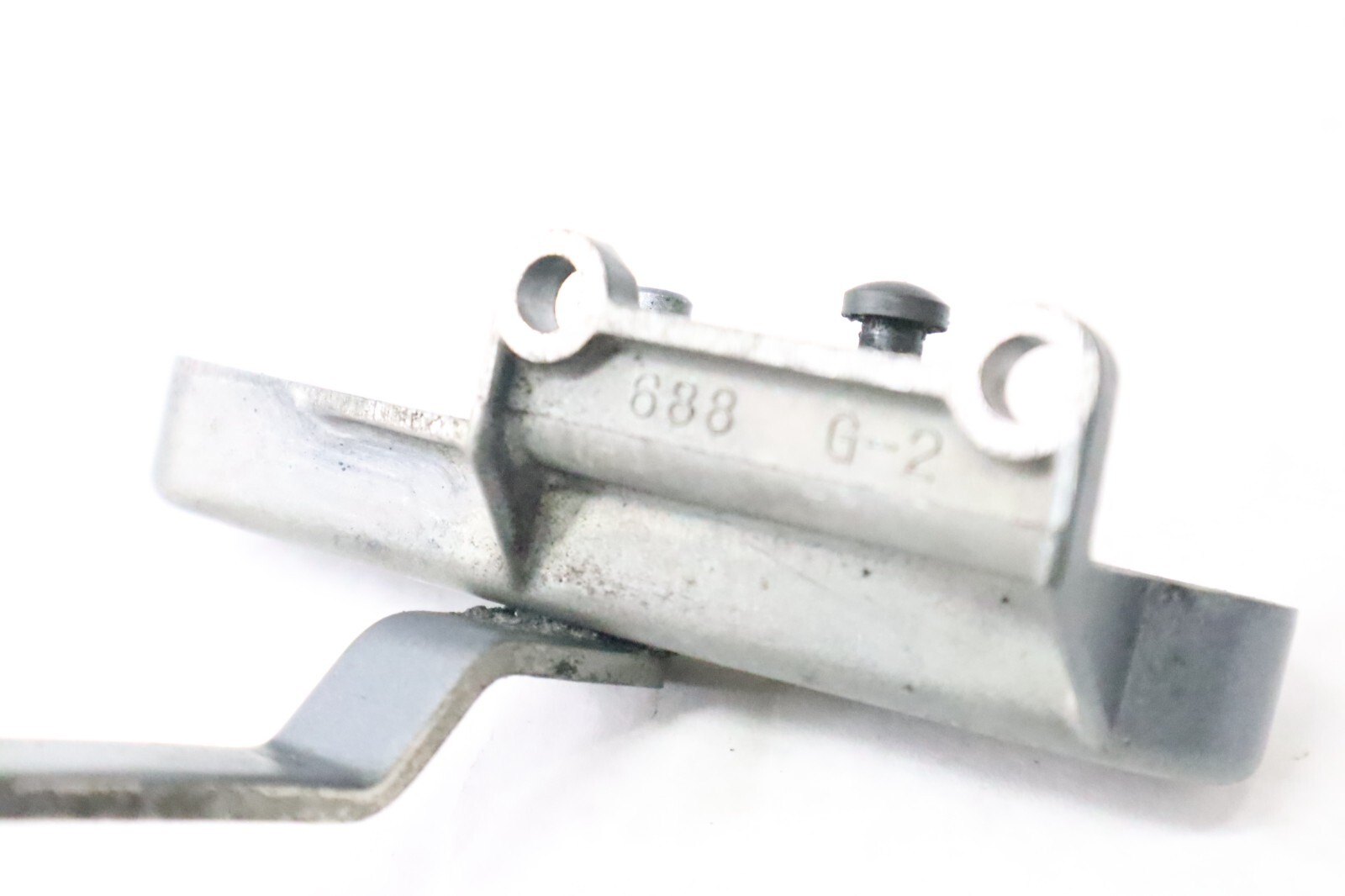 Yamaha 90hp 2 stroke outboard shift bracket control 688-44117-00-94 - Image 4